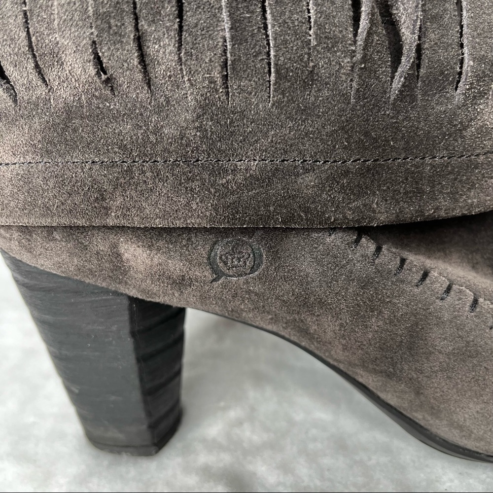 Born Banbury Gray Suede Leather Heel Fringe Ankle Booties Slip On Size 7.5 - Picture 5 of 10